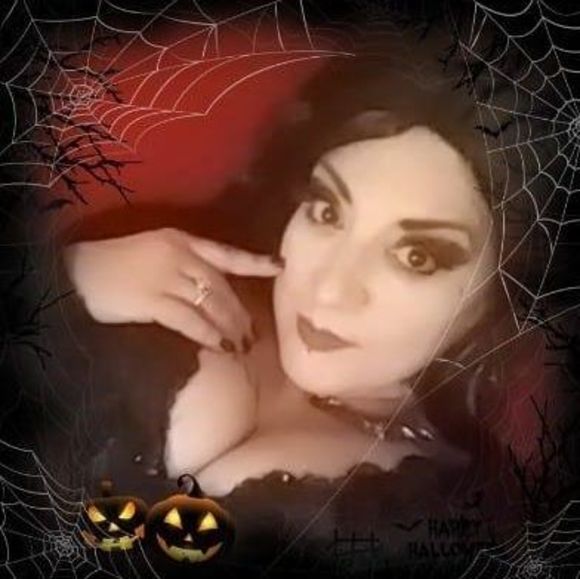 Meet your Posher, Martha - Picture 1 of 1